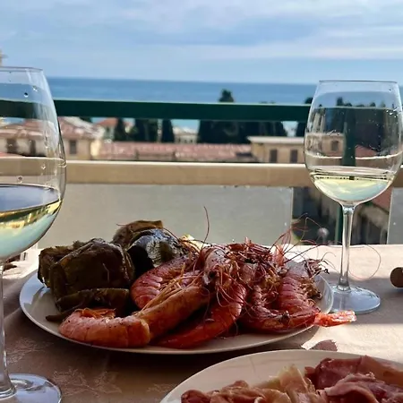 Ampio Vista Mare, A 250 M Dalla Di *